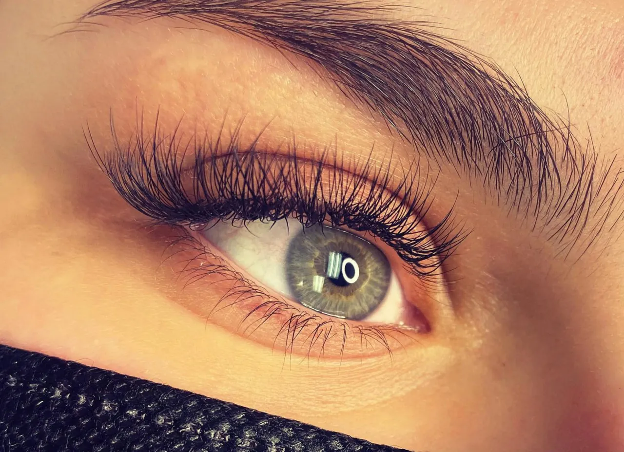 مژهی اکستنشن هیبرید نرم و پر