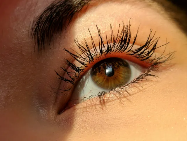 مدل مژه اسپایکی (حالت خیس)