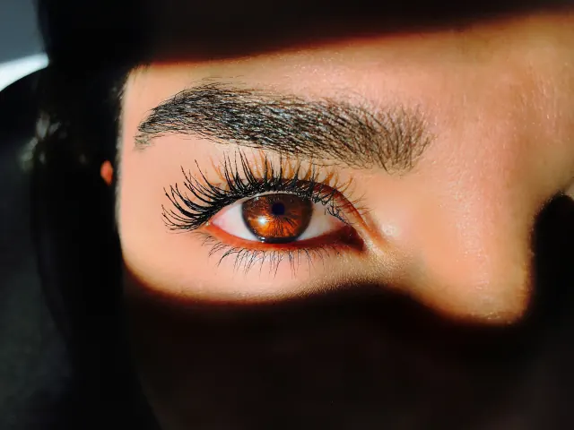 مدل مژه والیوم مشکی پرپشت